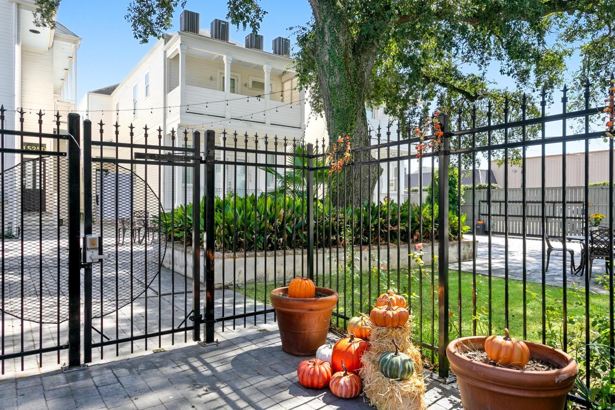 Amazing 3Br Cottage Off St Charles With Pool New Orleans Luaran gambar